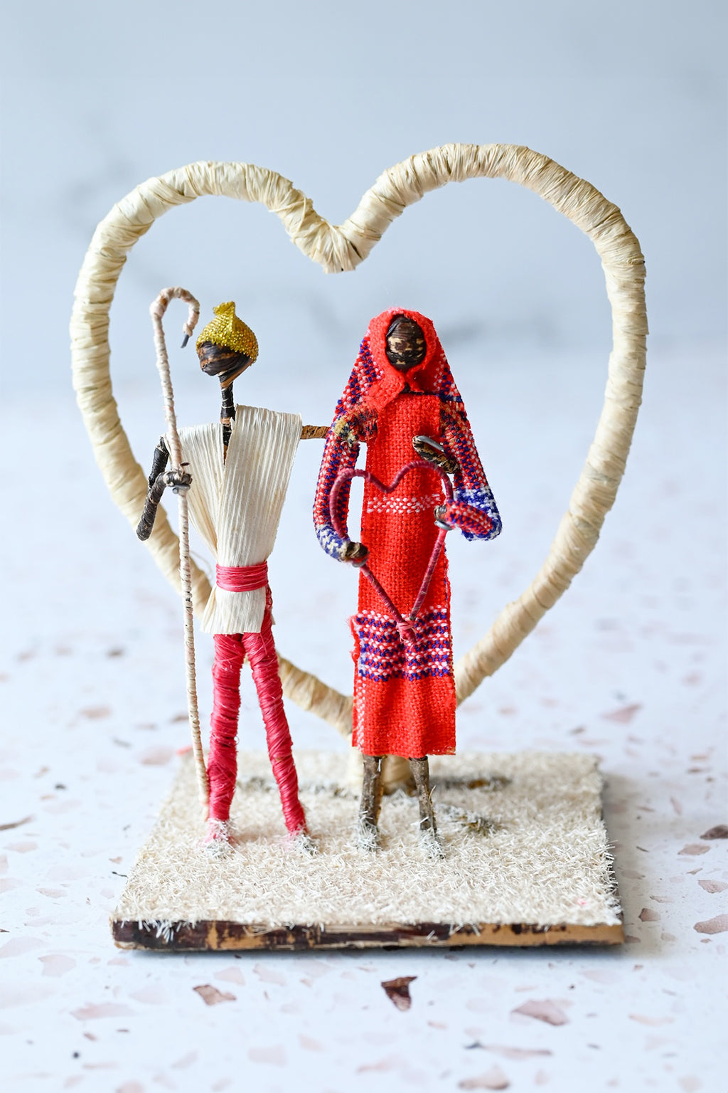 Banana Fiber Loving Couple Sculpture