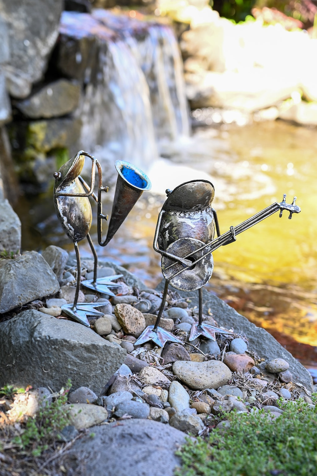 Metal Banjo Playing Frog Sculpture
