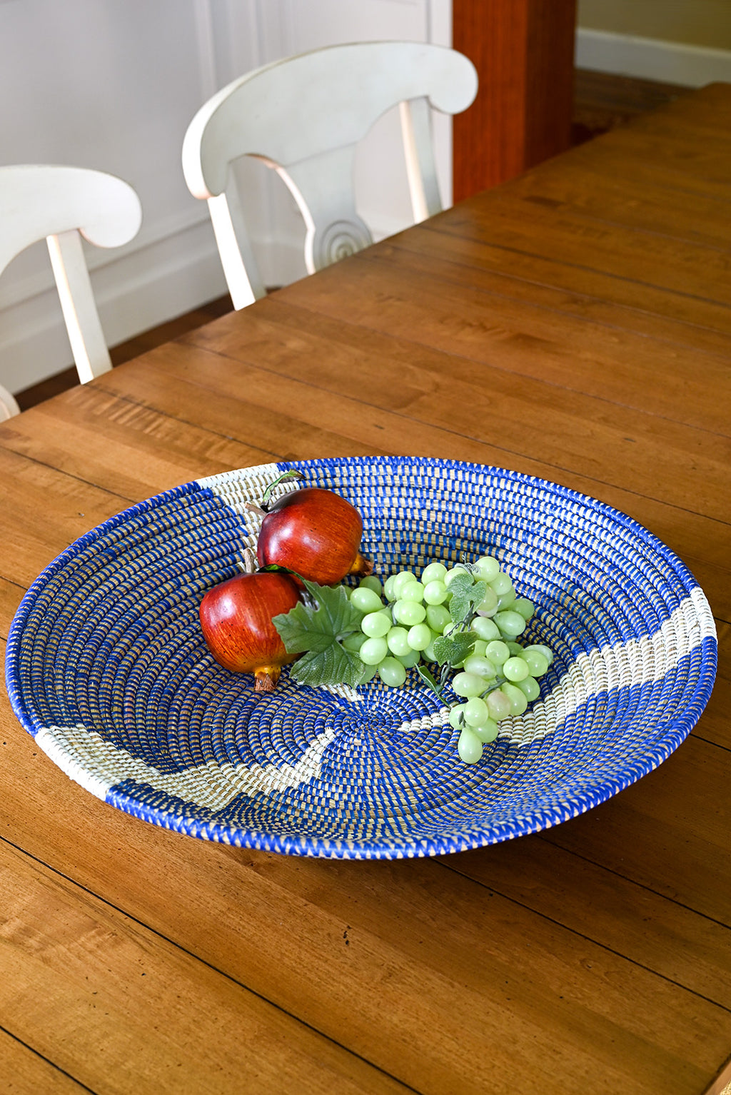 20" Blue and White Lightning Grain Basket